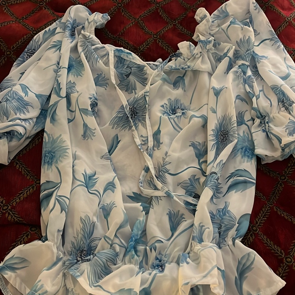 Women’s blouse